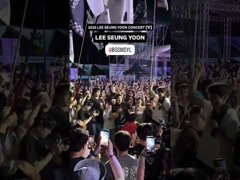 Behind-the-scenes cut of Lee Seungyoon