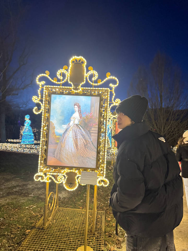 Behind-the-scenes cut of Chen Zhe Yuan