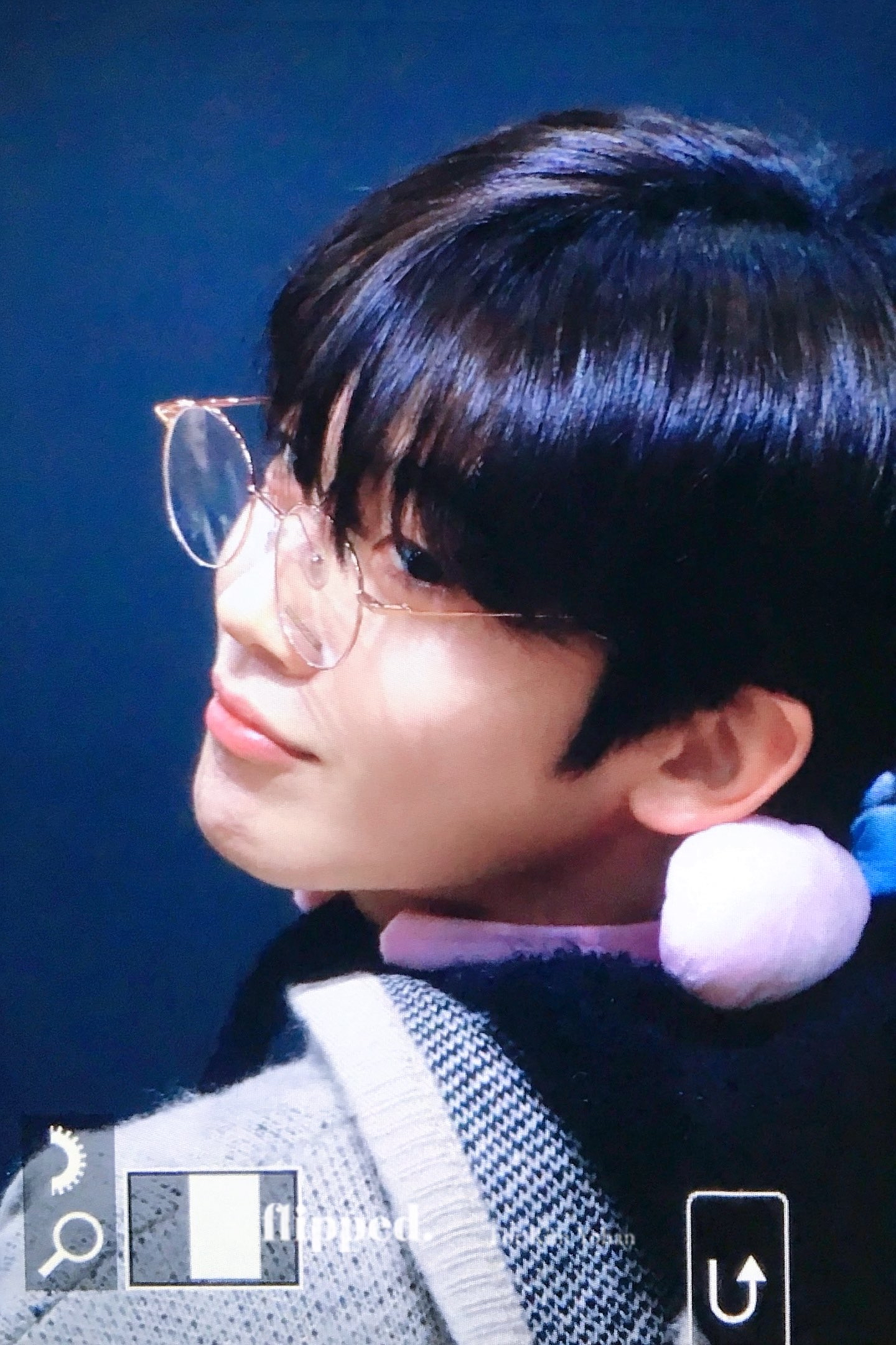 A moment captured by a fan of Kim Yohan