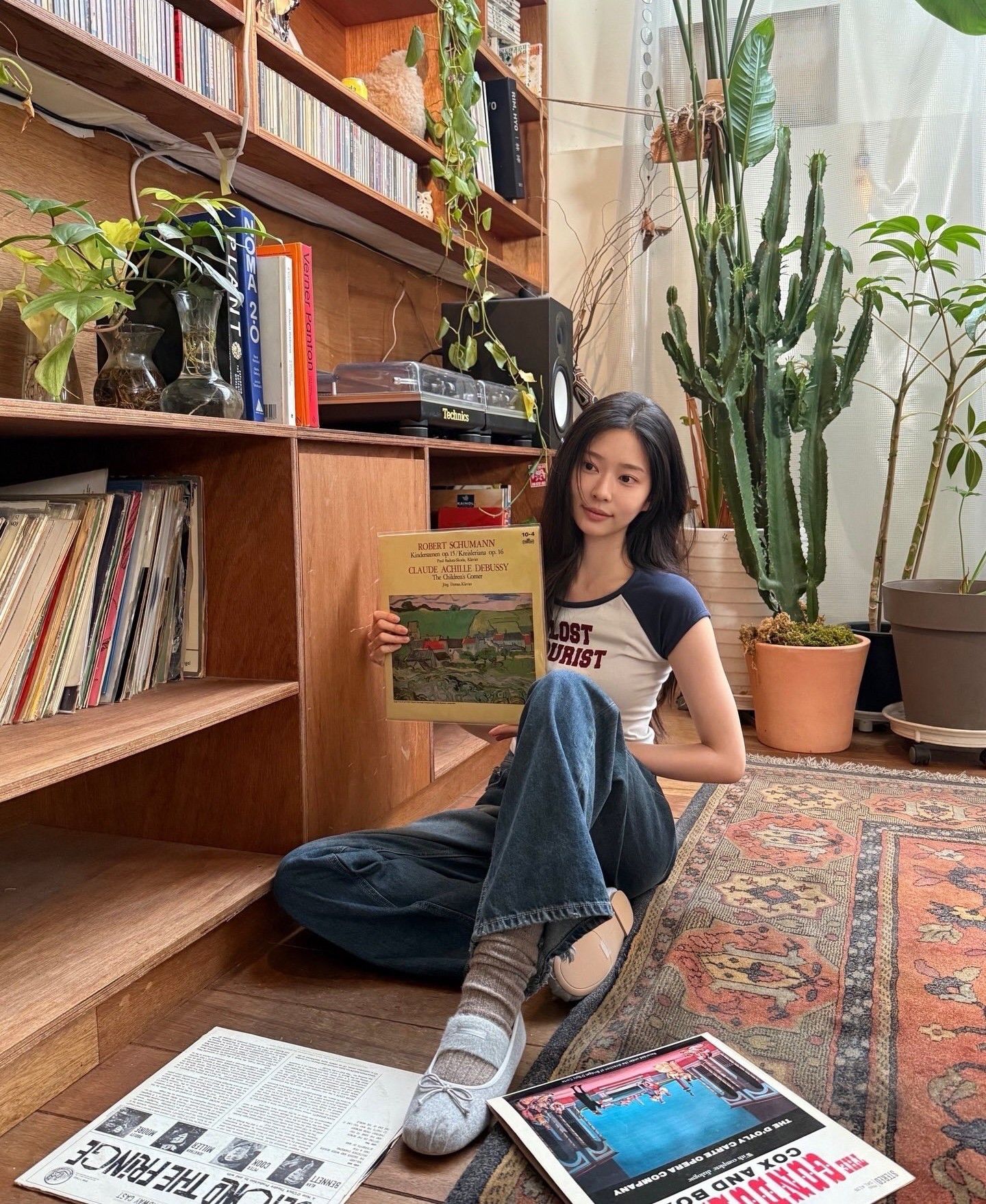 Recent activity shot of Kim Minju