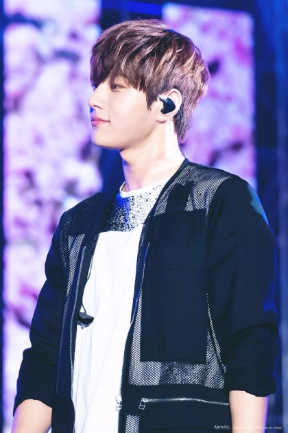 Recent activity shot of Kim Myungsoo (L)