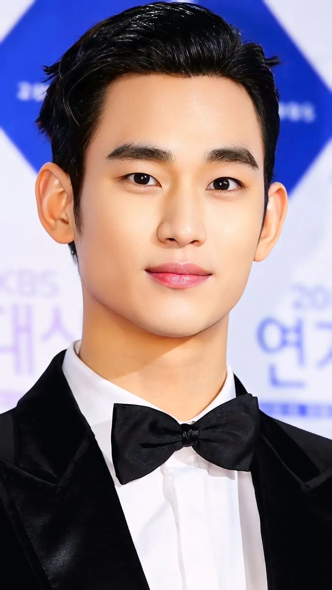 Behind-the-scenes cut of Kim Soohyun