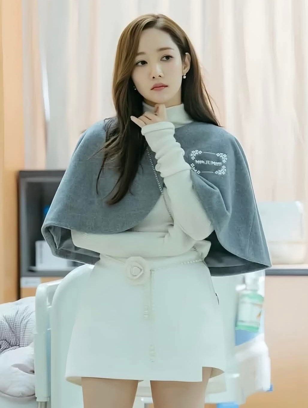 Foto terbaru dari Park Minyoung