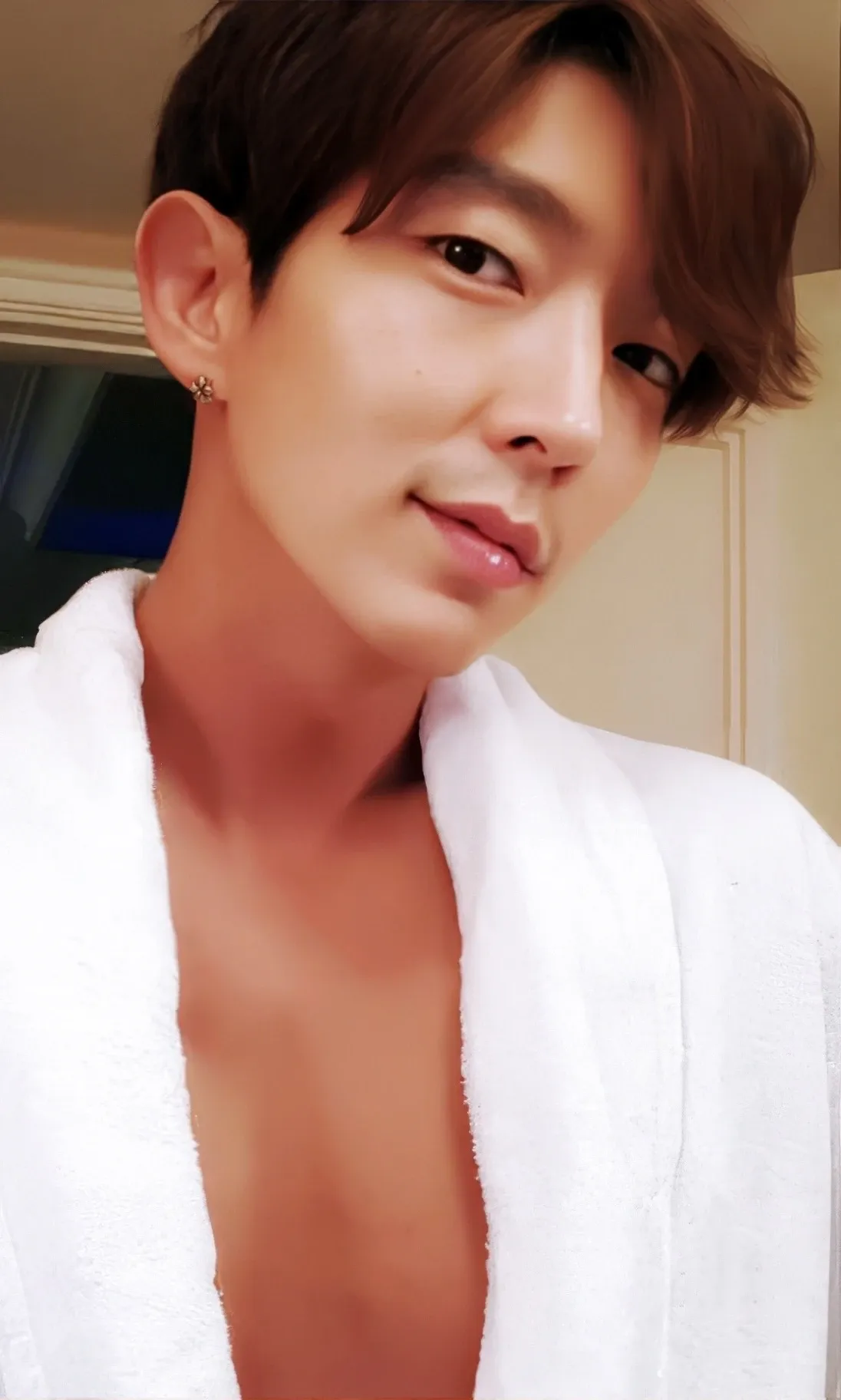 Foto terbaru dari Lee Joongi