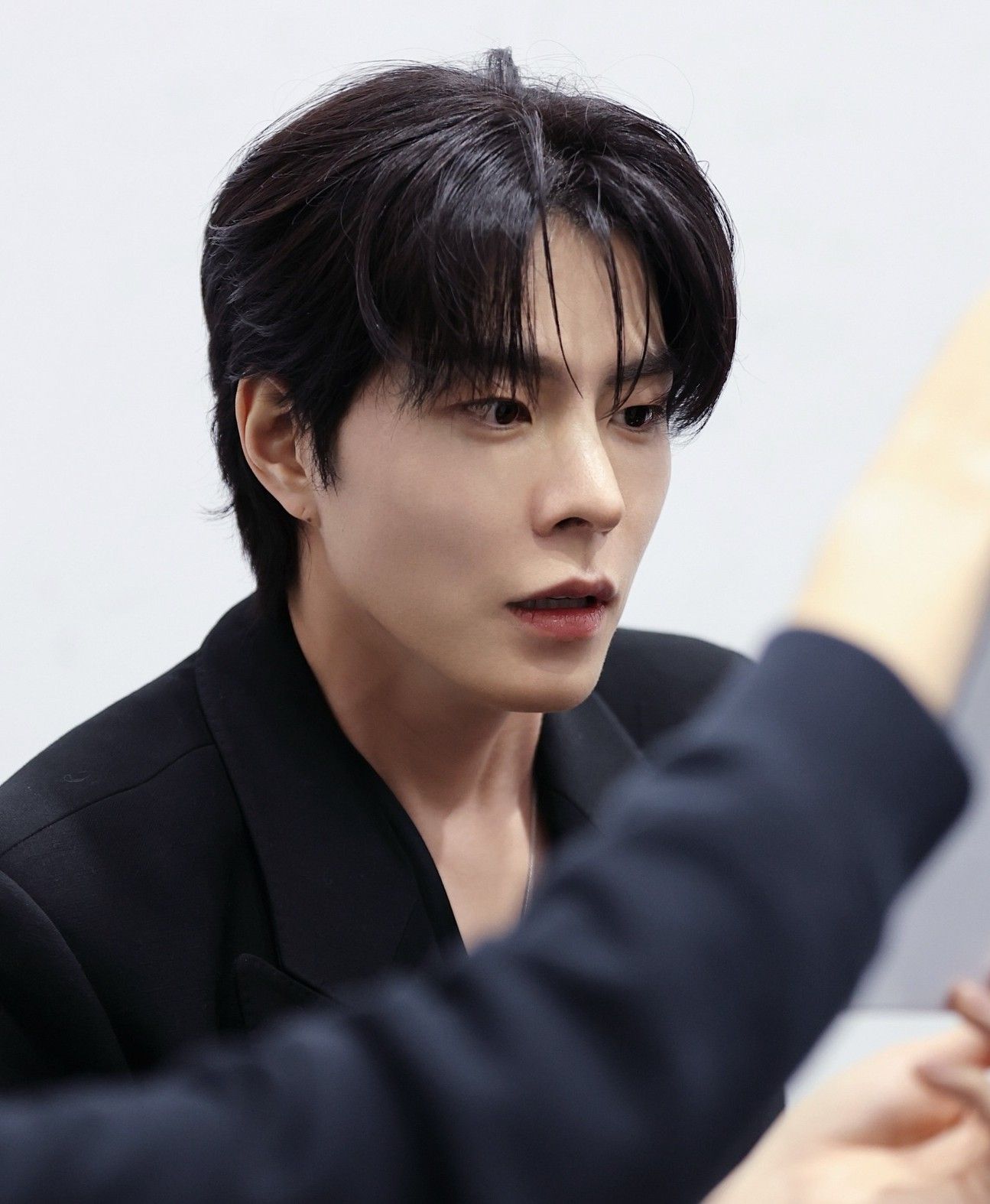 Latest photo of Hong Jonghyun