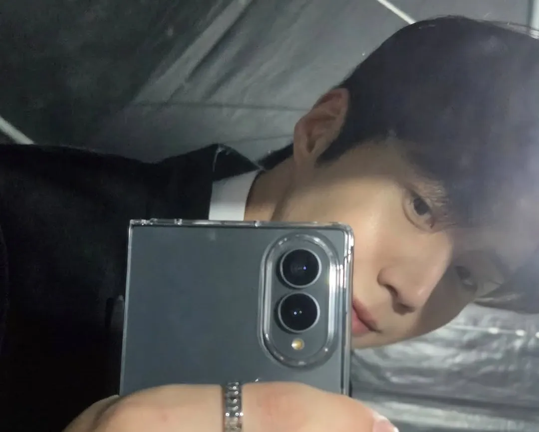 A moment captured by a fan of Kim Seonho