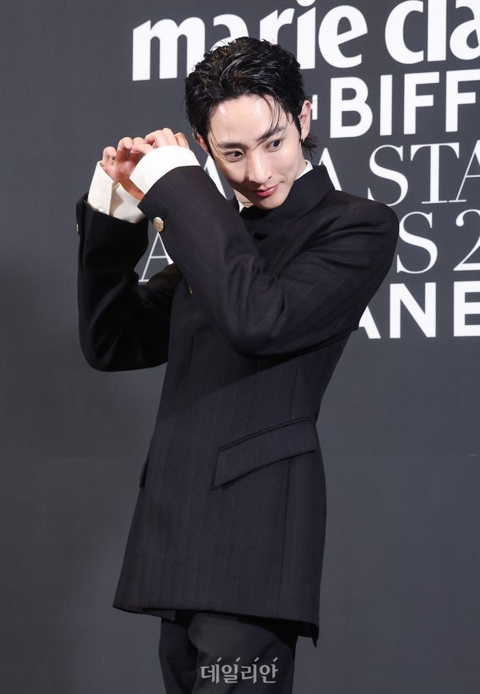 A moment captured by a fan of Lee Soohyuk