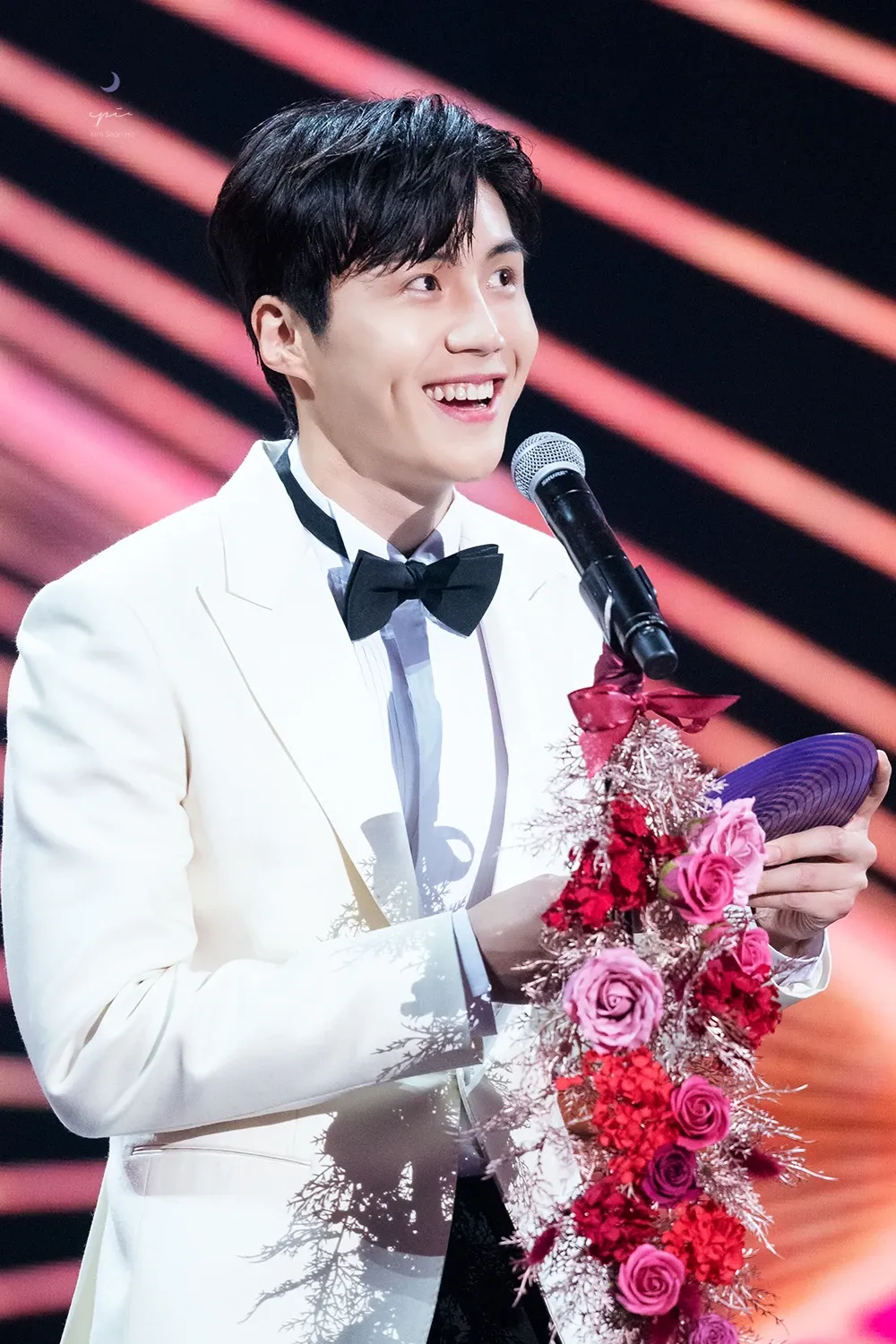 A moment captured by a fan of Kim Seonho