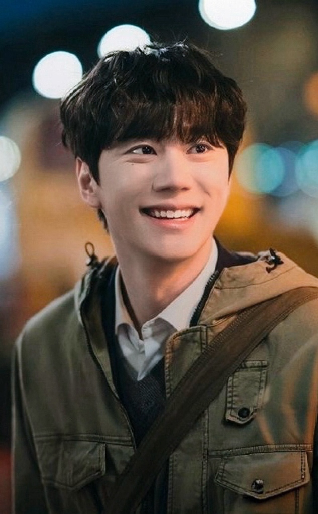 Recent activity shot of Lee Junyoung