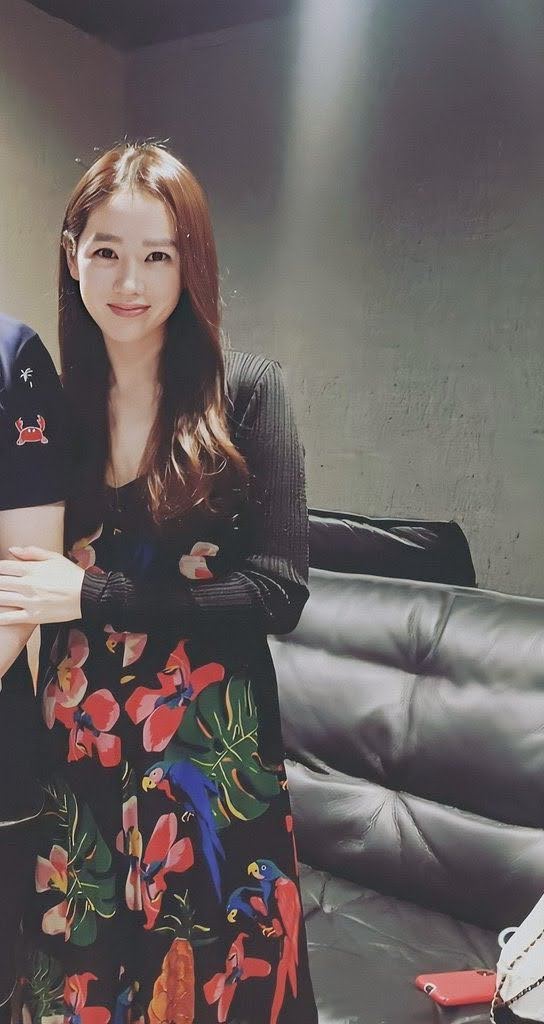 孙艺珍的近期活动照