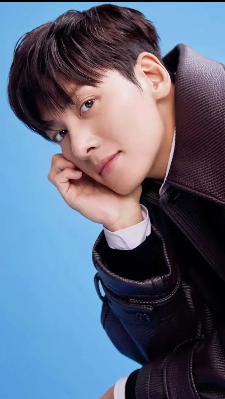 Recent activity shot of Ji Changwook