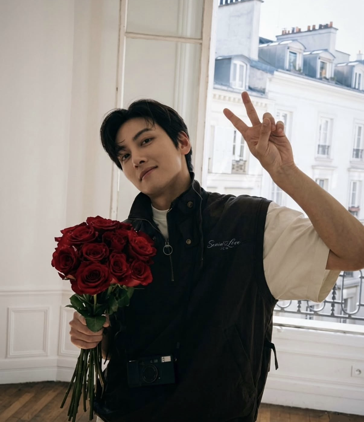 粉丝拍下的池昌旭瞬间