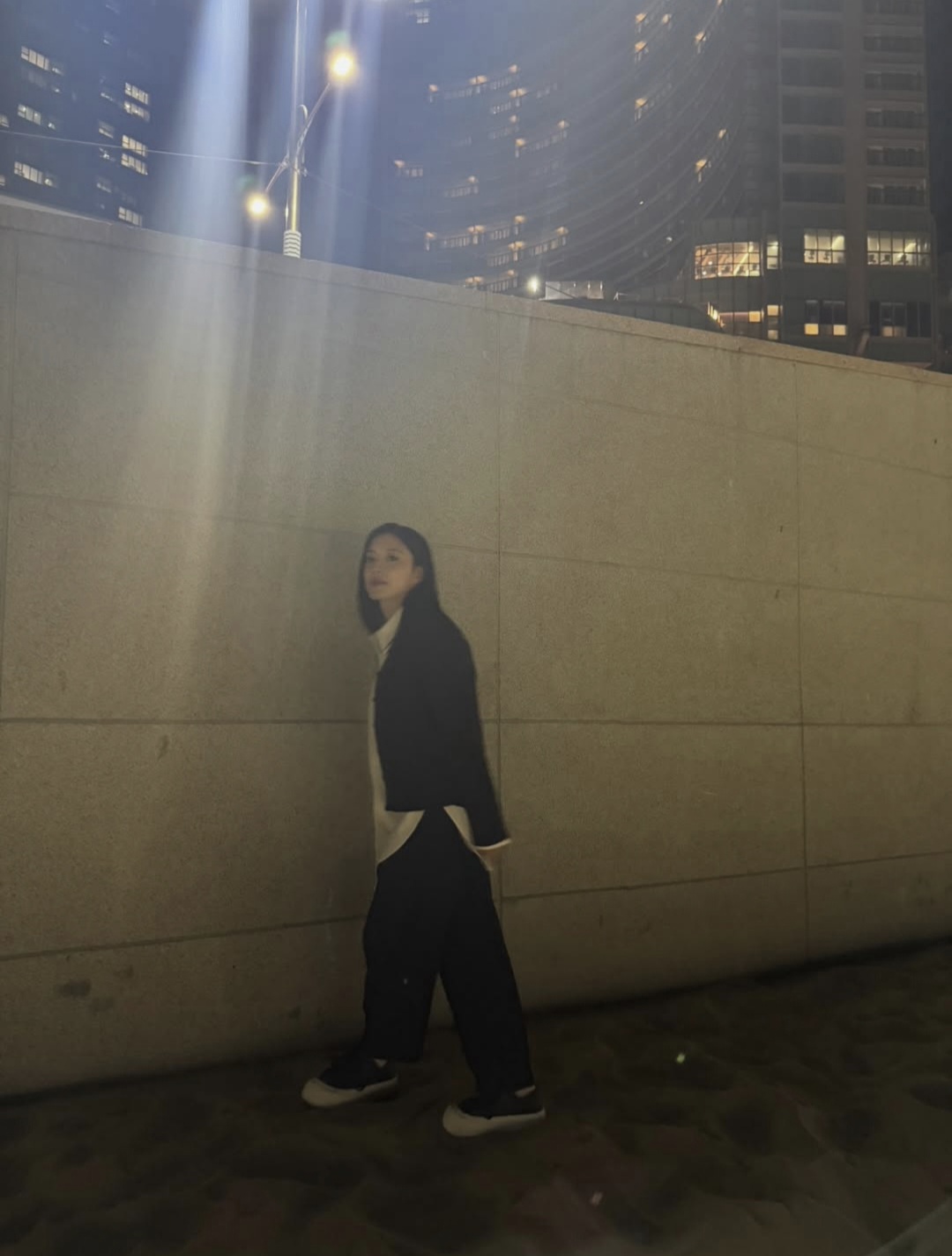 A moment captured by a fan of Lee Seyoung