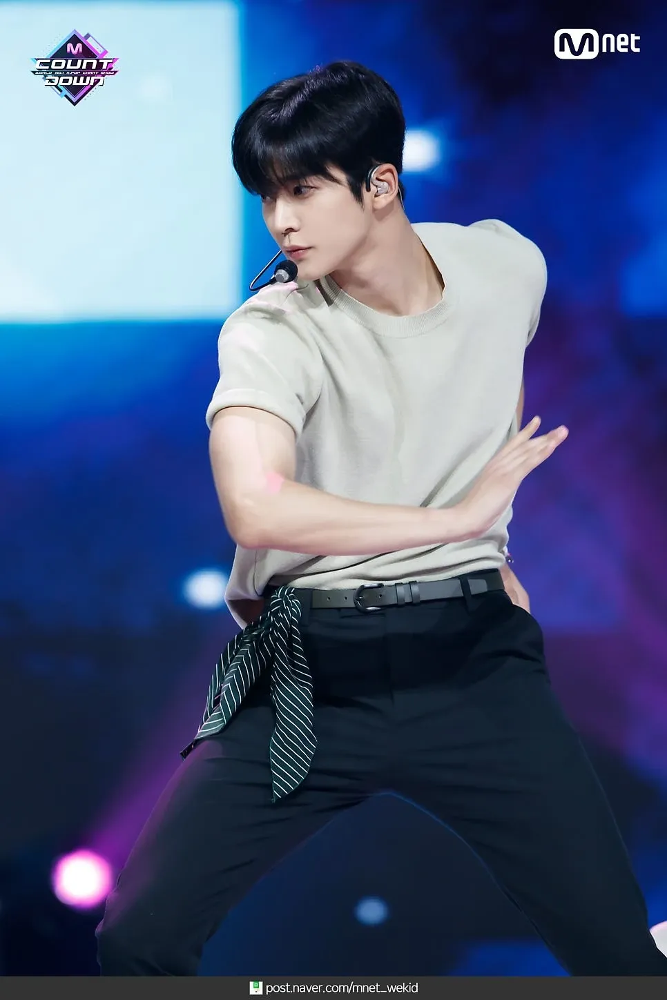 Cuplikan di balik layar dari Rowoon