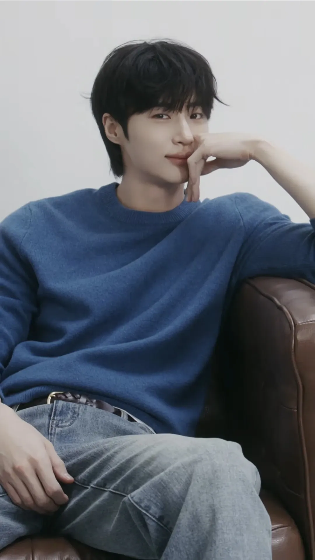 Today's popular wallpaper in Byeon Wooseok community
