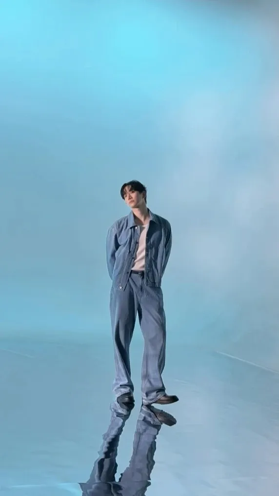 粉丝拍下的李俊昊瞬间