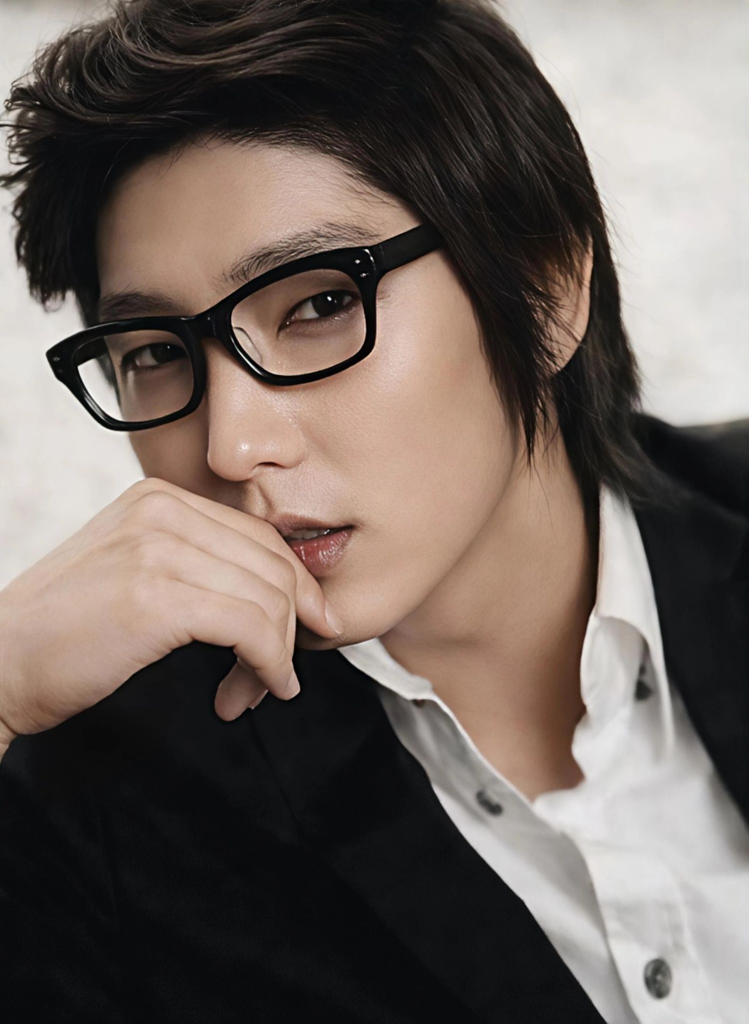 Latest photo of Lee Joongi