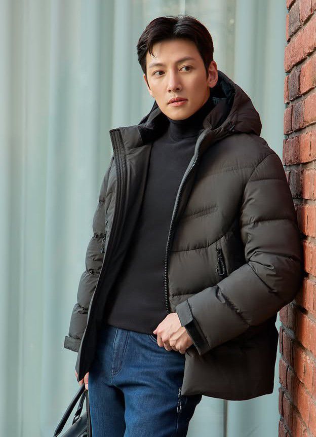 粉丝拍下的池昌旭瞬间