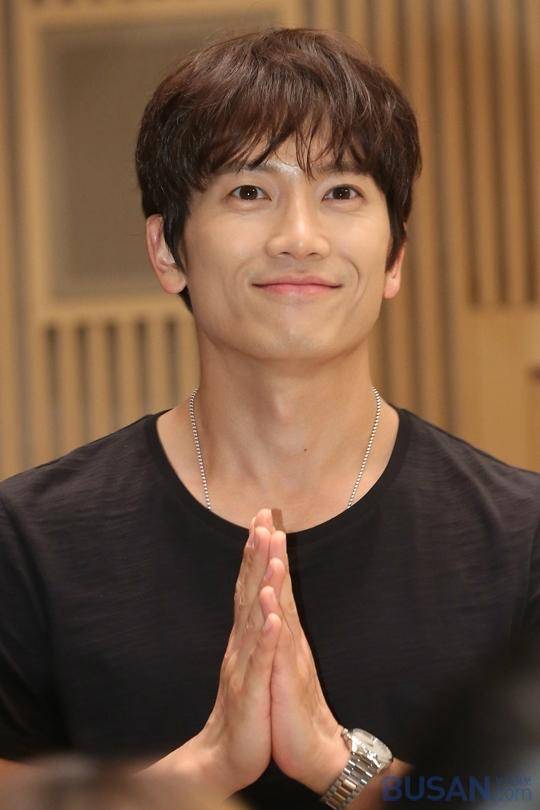 Recent activity shot of Ji Sung