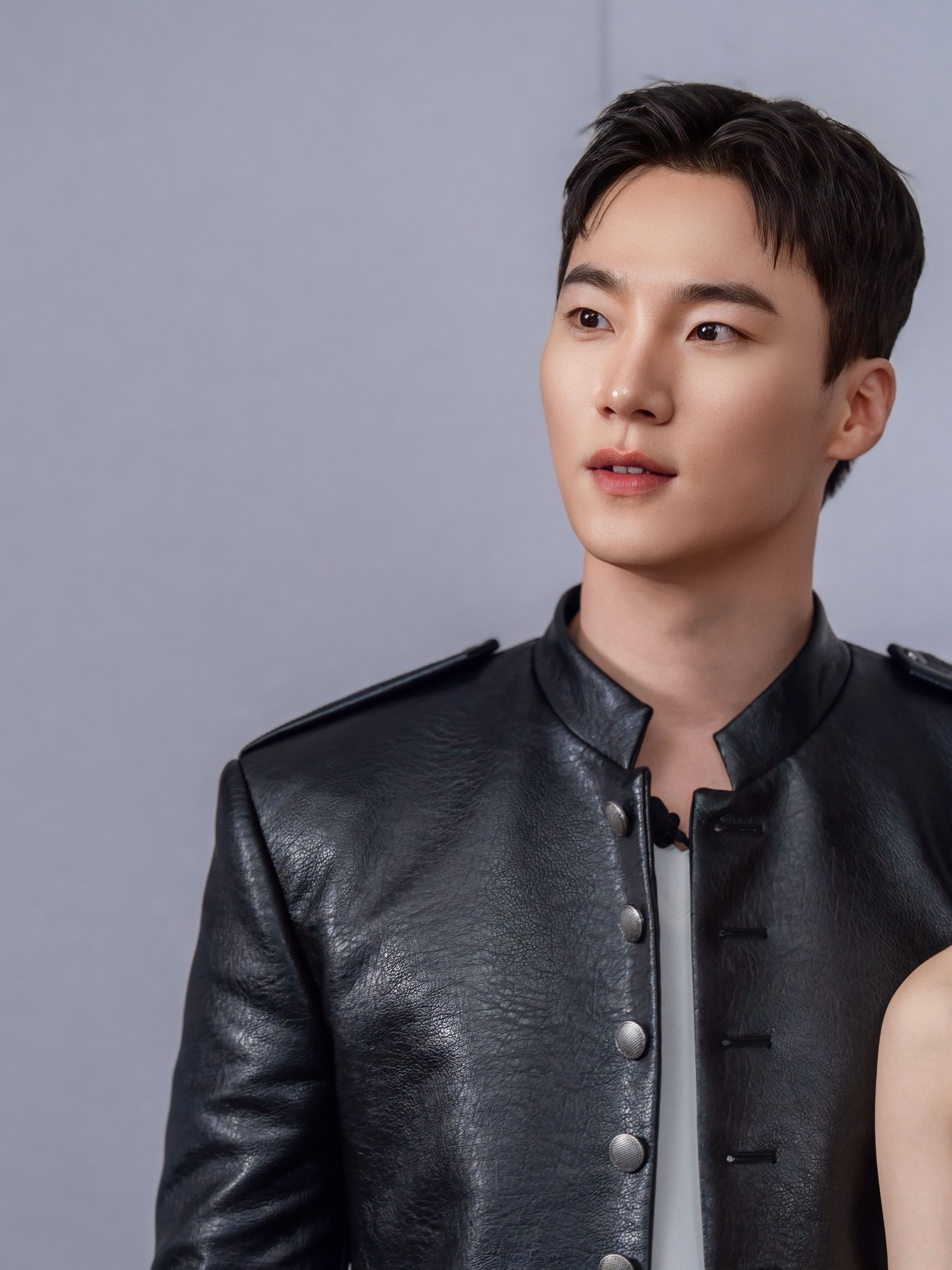 Behind-the-scenes cut of Lee Hongnae