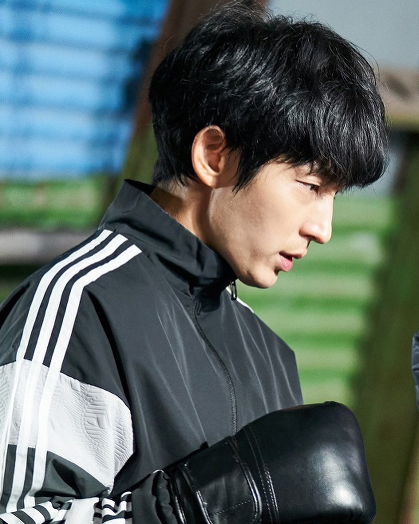 Behind-the-scenes cut of Lee Joongi