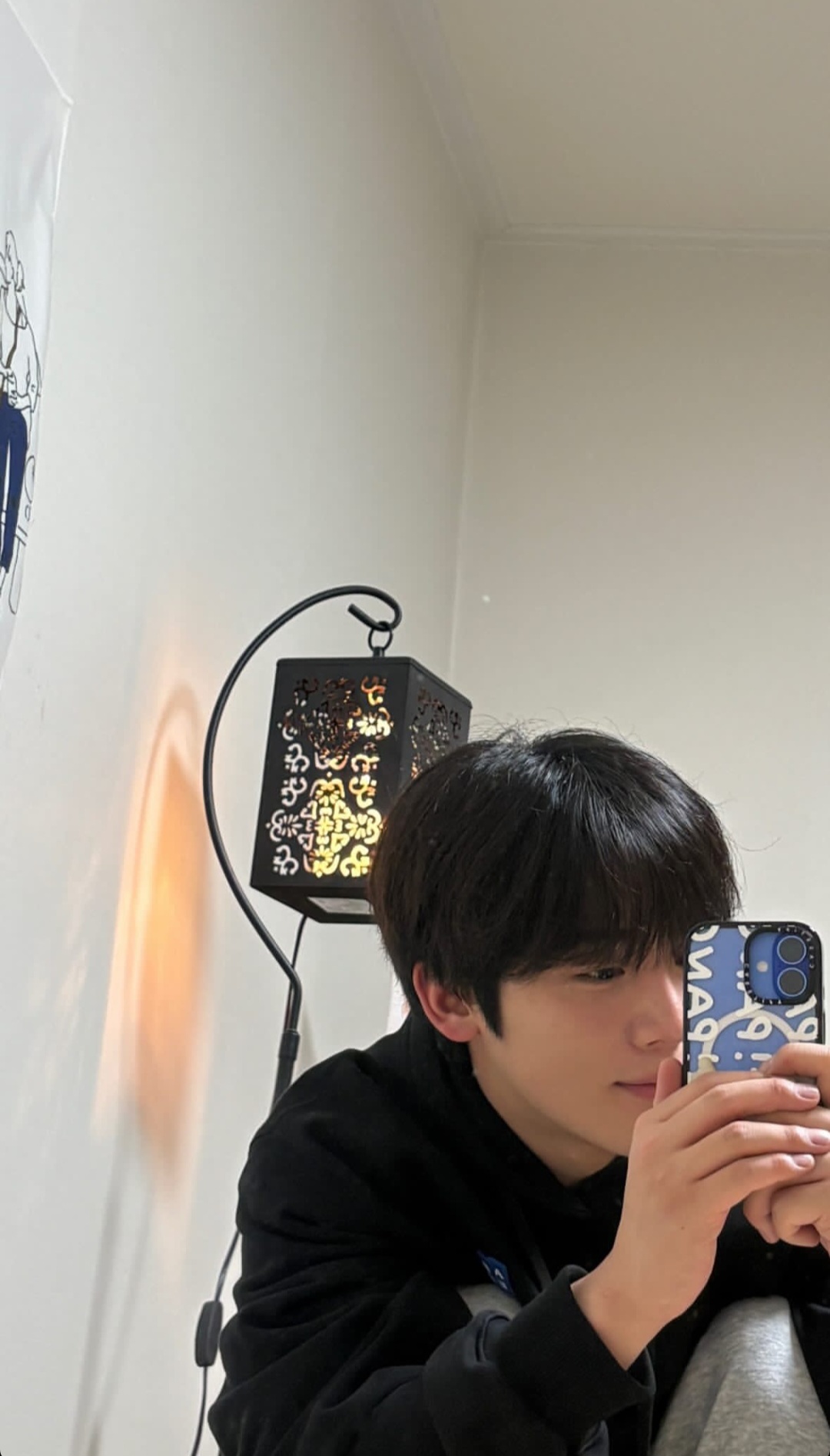 Behind-the-scenes cut of Kim Yohan