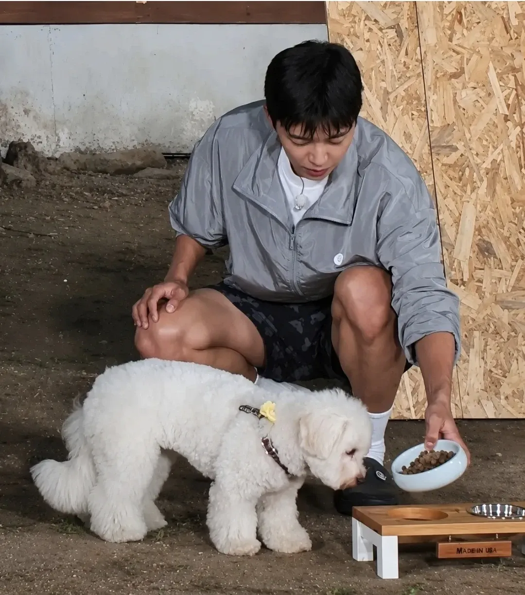 Cuplikan di balik layar dari Lim Youngwoong