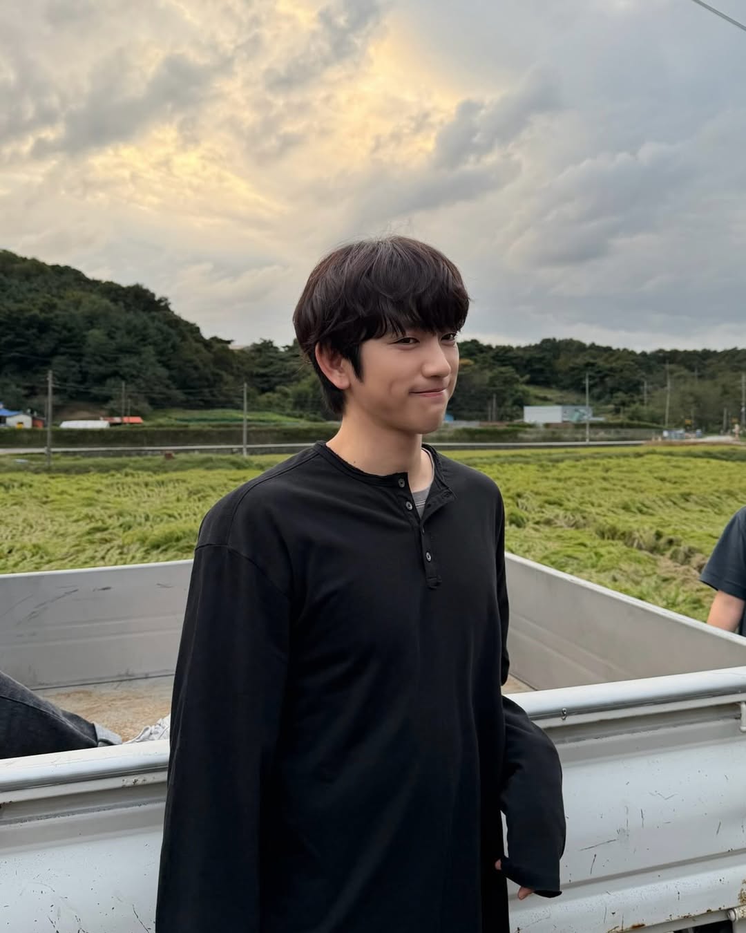 Cuplikan di balik layar dari Park Jinyoung