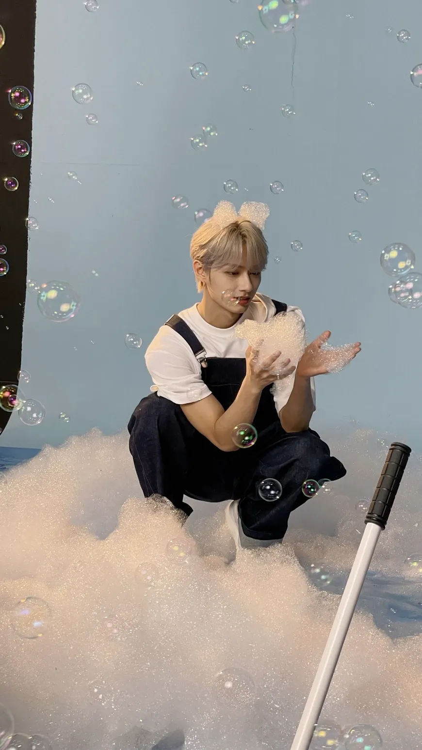 Behind-the-scenes cut of Wen Junhui