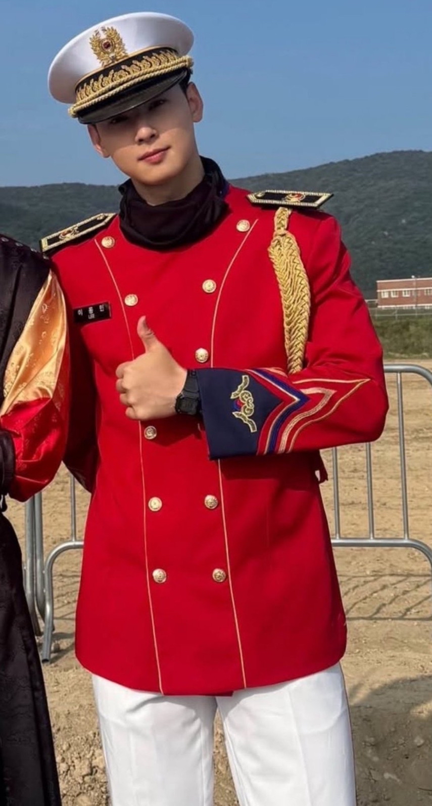 Recent activity shot of Cha Eunwoo