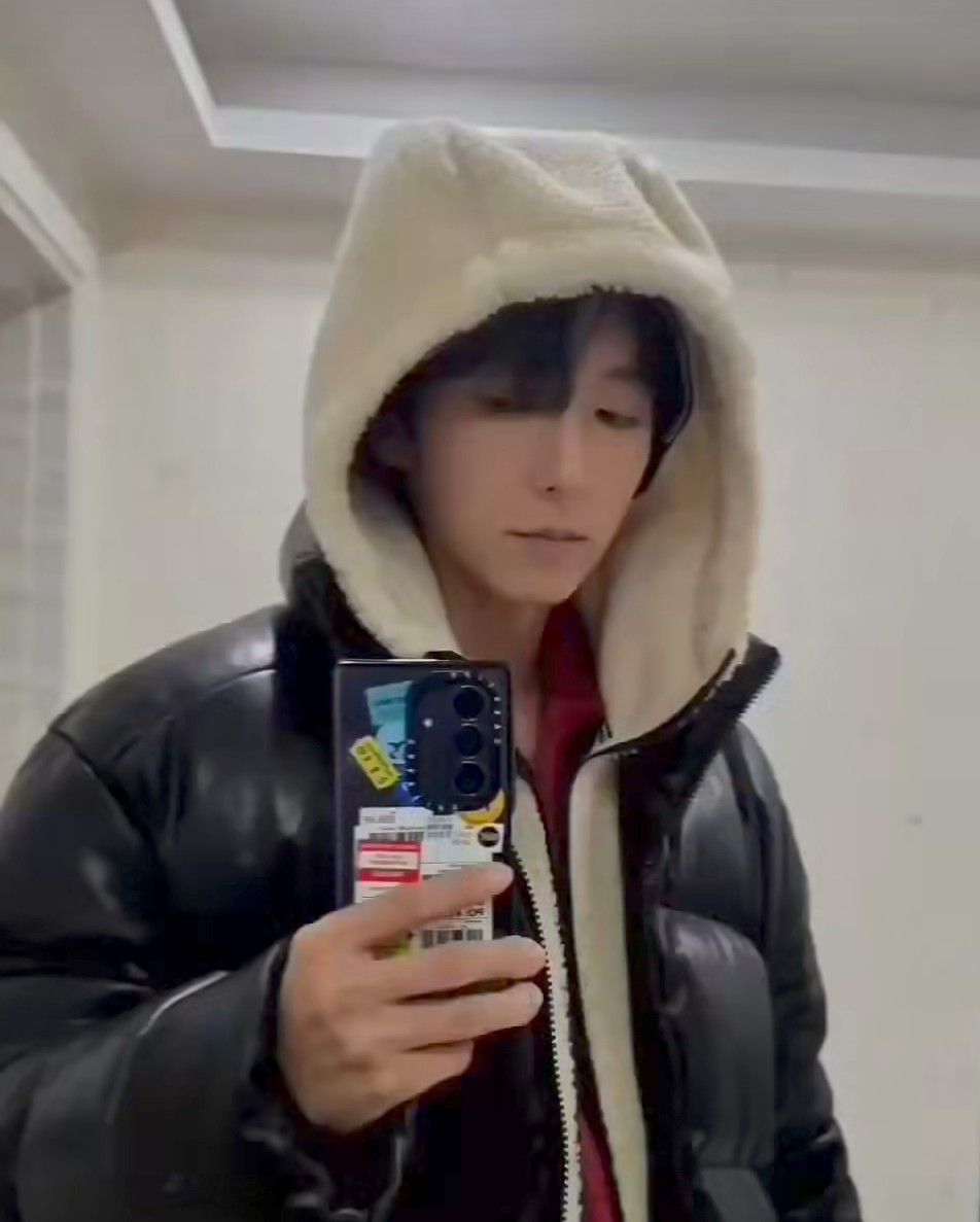 Momen yang diabadikan oleh penggemar Lee Joongi