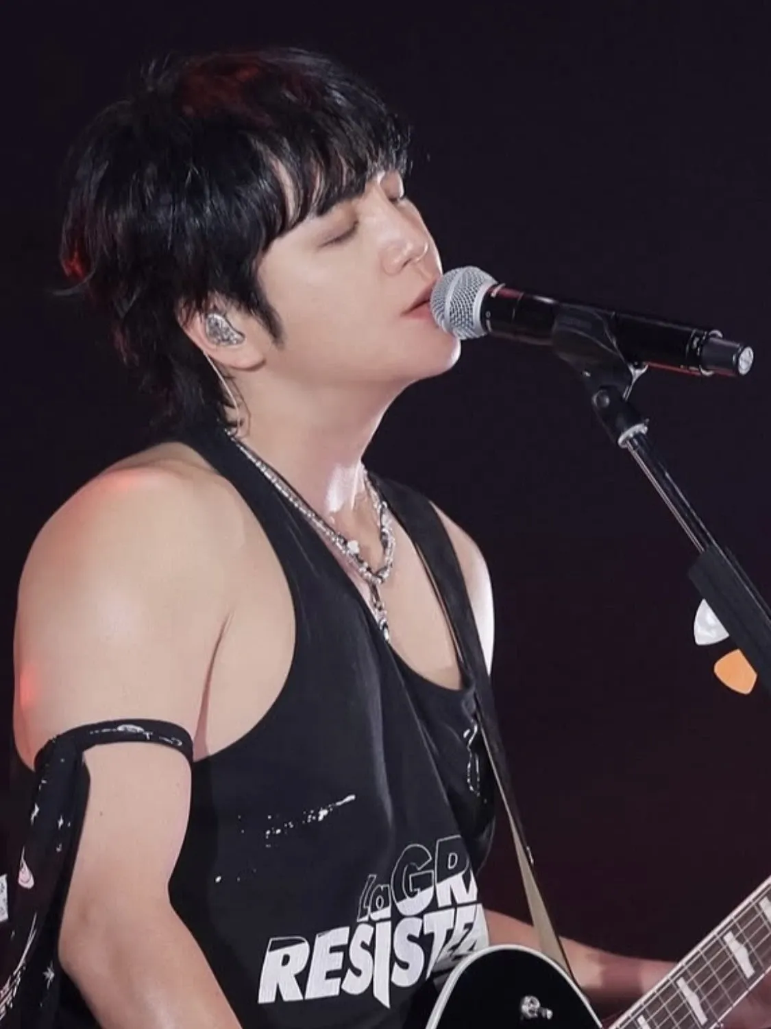 A moment captured by a fan of Jang Geunsuk