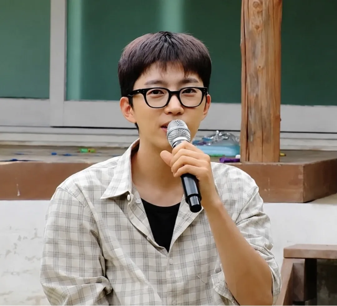 Foto terbaru dari Lim Youngwoong