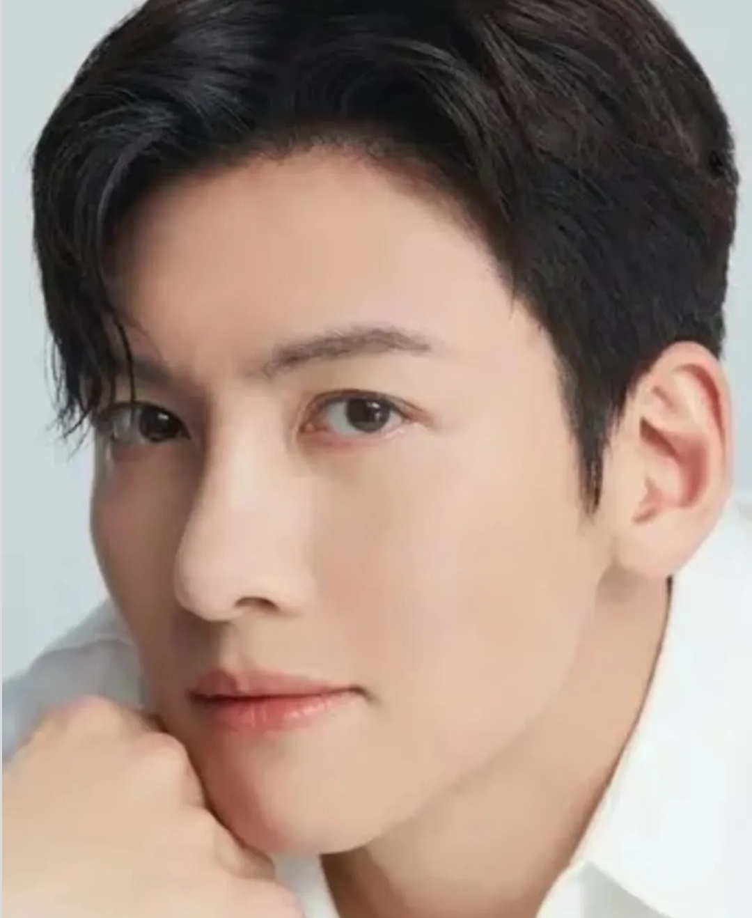 チ・チャンウクの最近の活動ショット