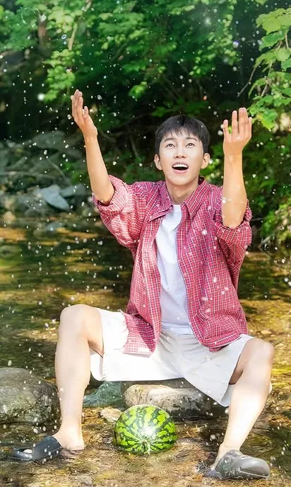 Recent activity shot of Lim Youngwoong