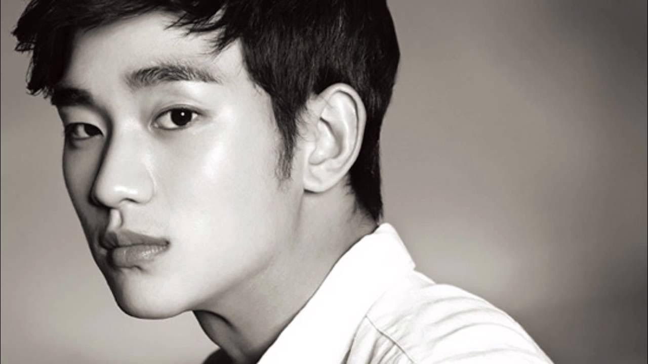 A moment captured by a fan of Kim Soohyun