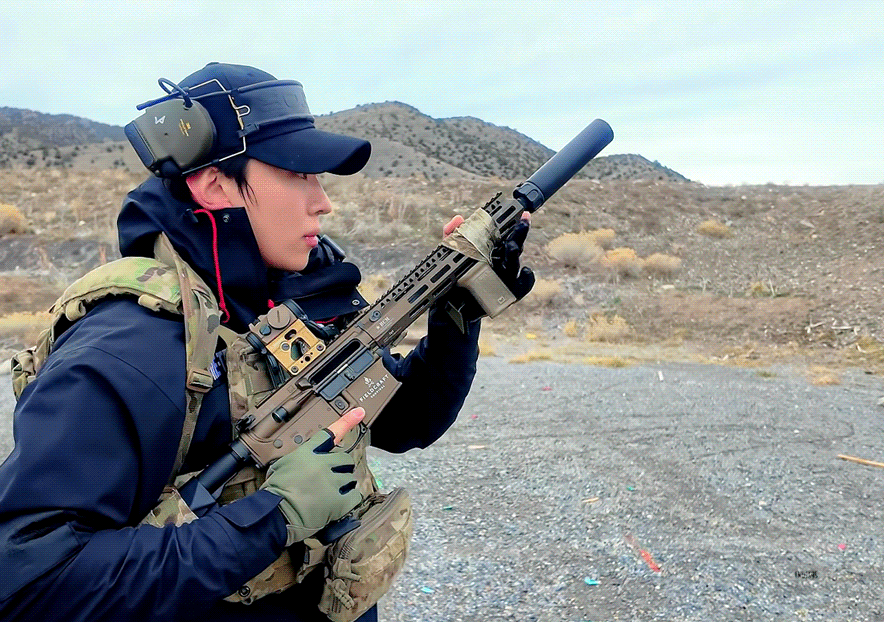 A moment captured by a fan of Dex