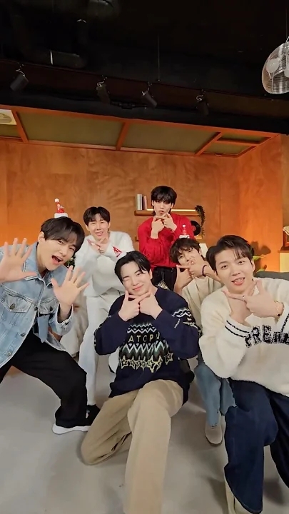 Kim Myungsoo (L) background image recommended by Choeaedol Celeb fandom