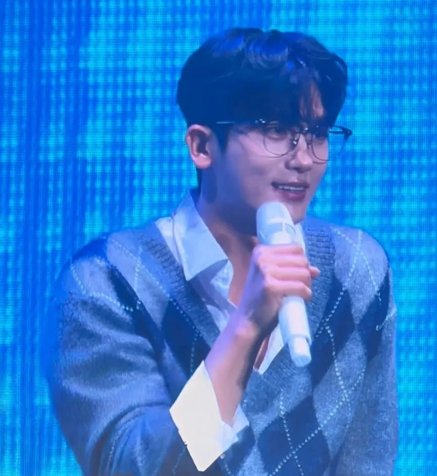 Recent activity shot of Park Hyungsik