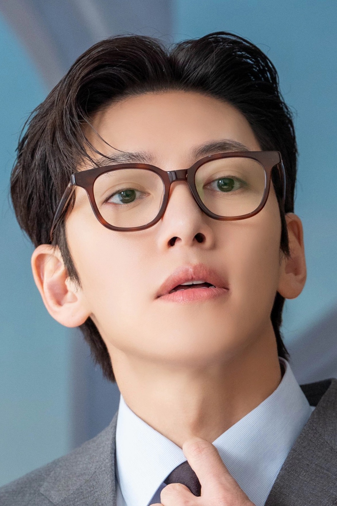 チ・チャンウクのビハインドカット