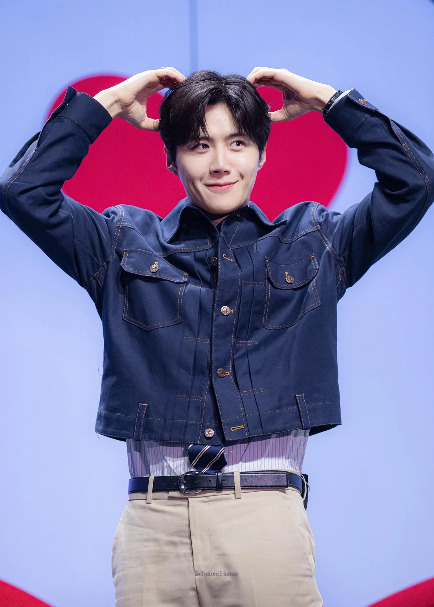 キム・ソンホの最近の活動ショット