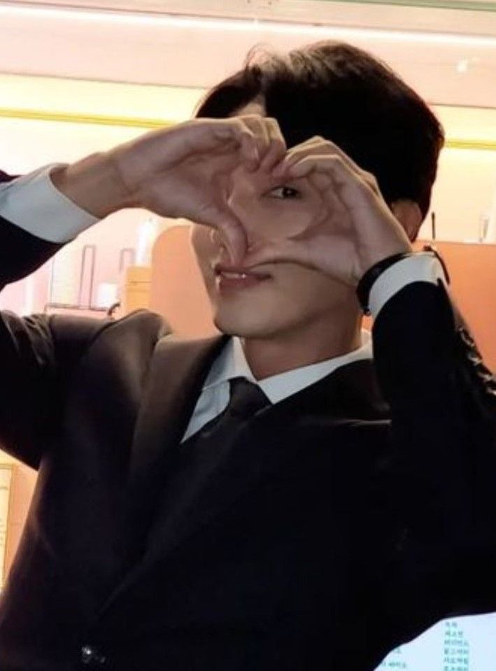 Cuplikan di balik layar dari Lee Joongi