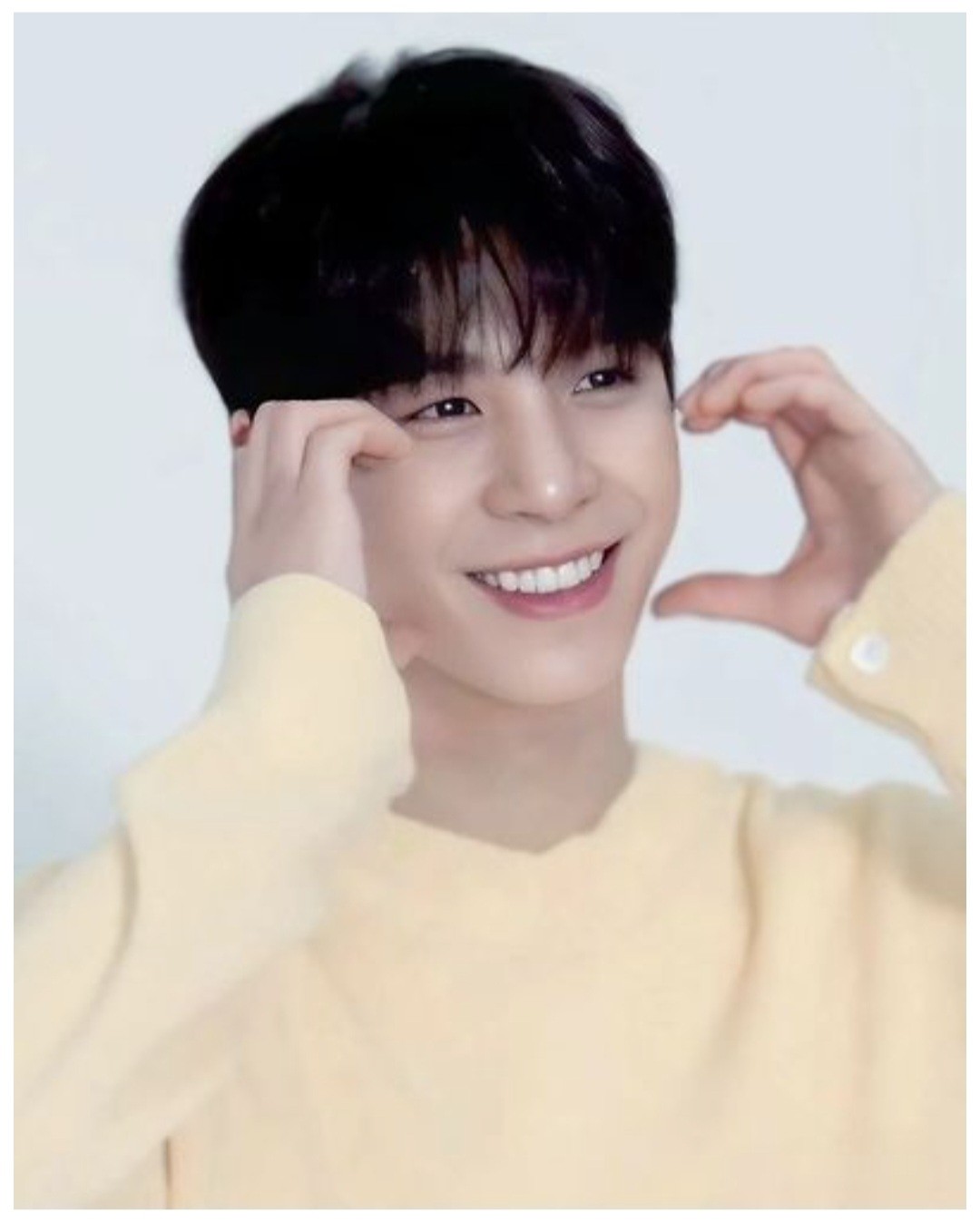 Momen yang diabadikan oleh penggemar Jeong Dongwon