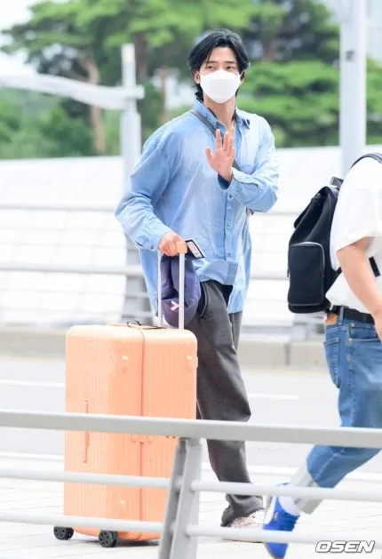 Foto terbaru dari Rowoon