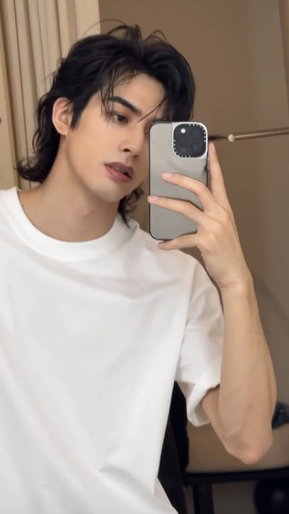 Representative background image loved by Song WeiLong fandom