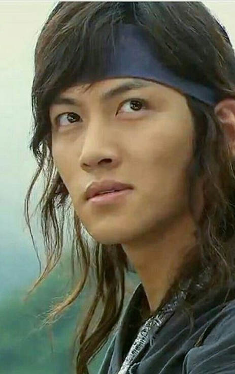 Latest photo of Ji Changwook
