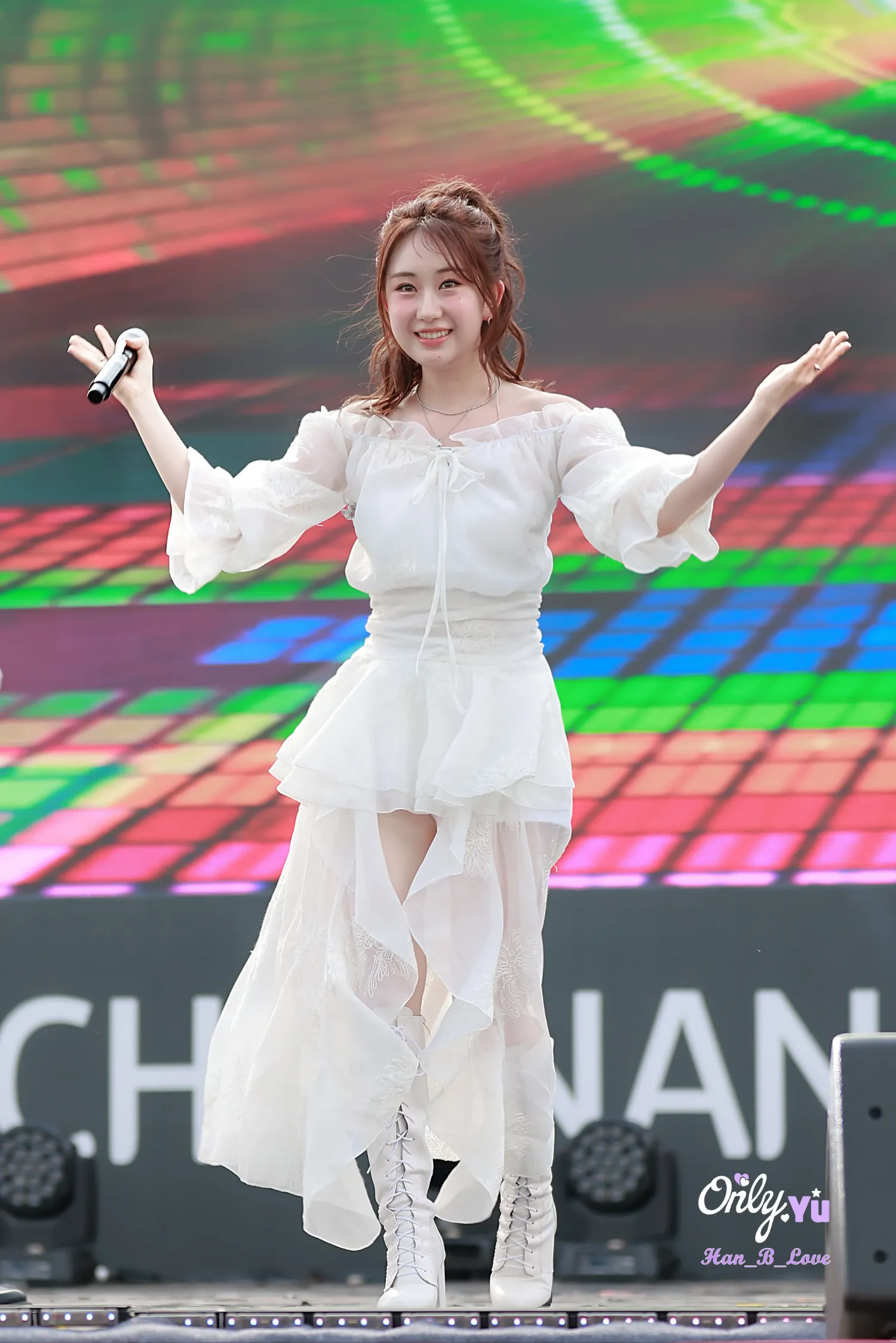 Momen yang diabadikan oleh penggemar Jeon Yujin