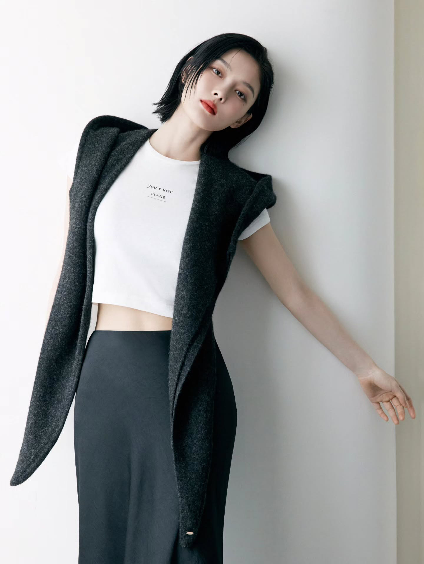 Behind-the-scenes cut of Kim Youjung
