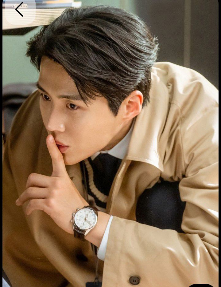 Foto kegiatan terbaru dari Kim Seonho