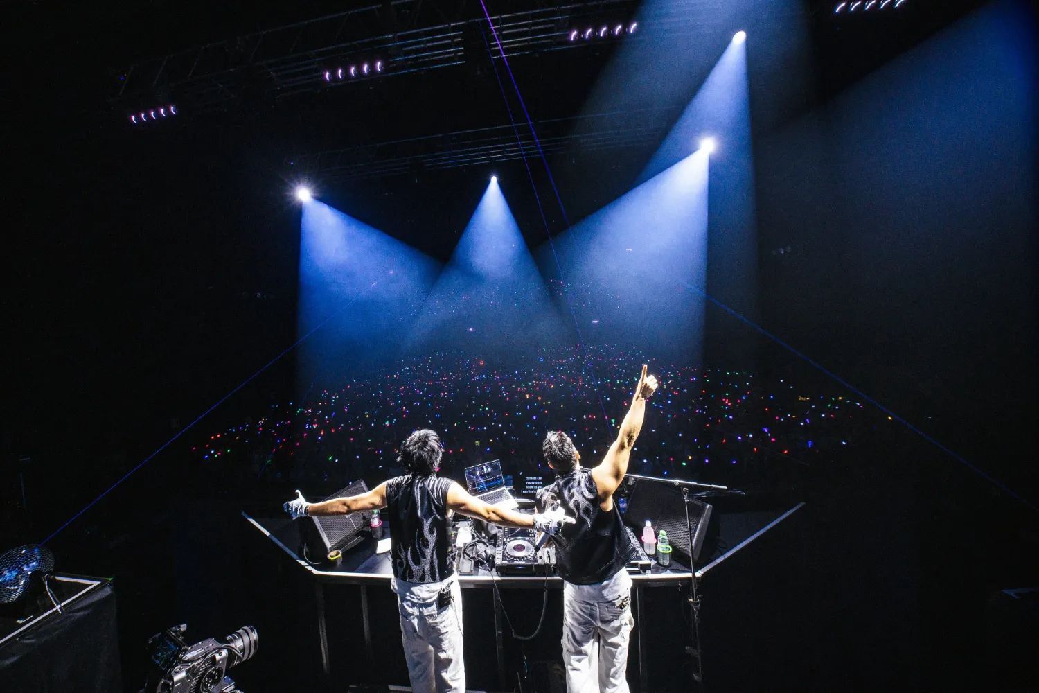 A moment captured by a fan of Jang Geunsuk